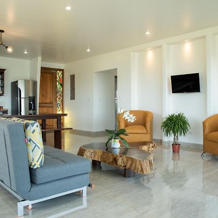 Lake Arenal Condos Naranjos Agrios Bagian luar foto