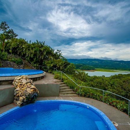 Lake Arenal Condos Naranjos Agrios Bagian luar foto